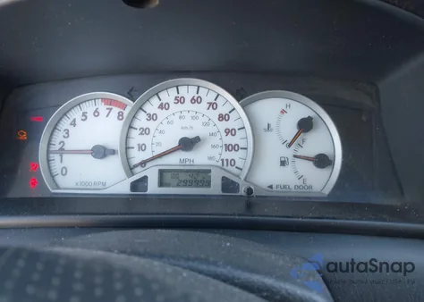 2005 Toyota Corolla S из США, поврежденный, VIN 2T1BR32E65C371489